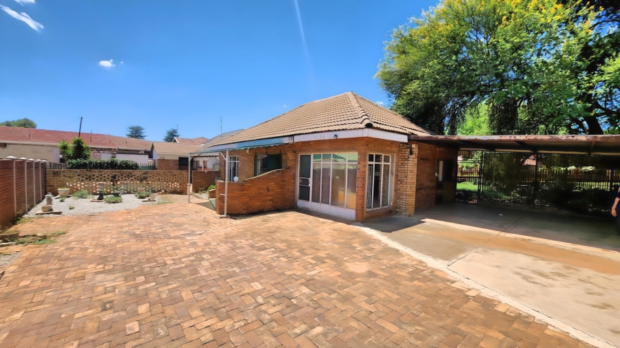 3 Bedroom Property for Sale in Stilfontein Ext 3 North West